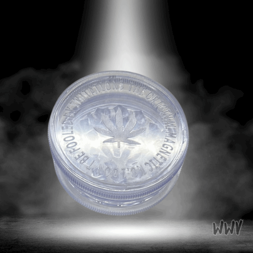 Shark  N0.1 Magnetic 55mm 3 Part Plastic Grinder